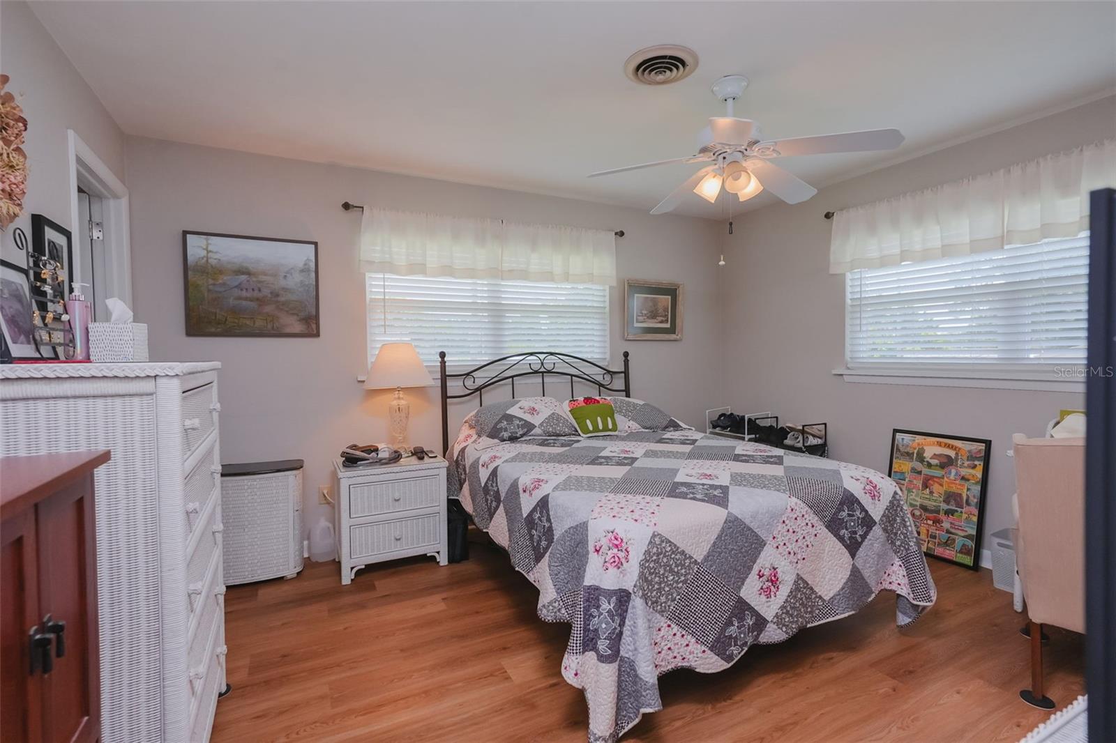 3124 S Polk Ave Property Photo 14