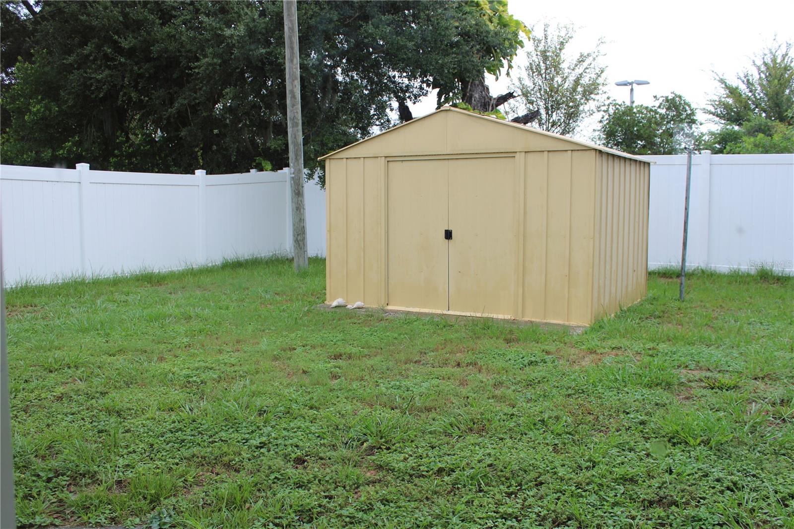 4619 Irene Loop Property Photo 15