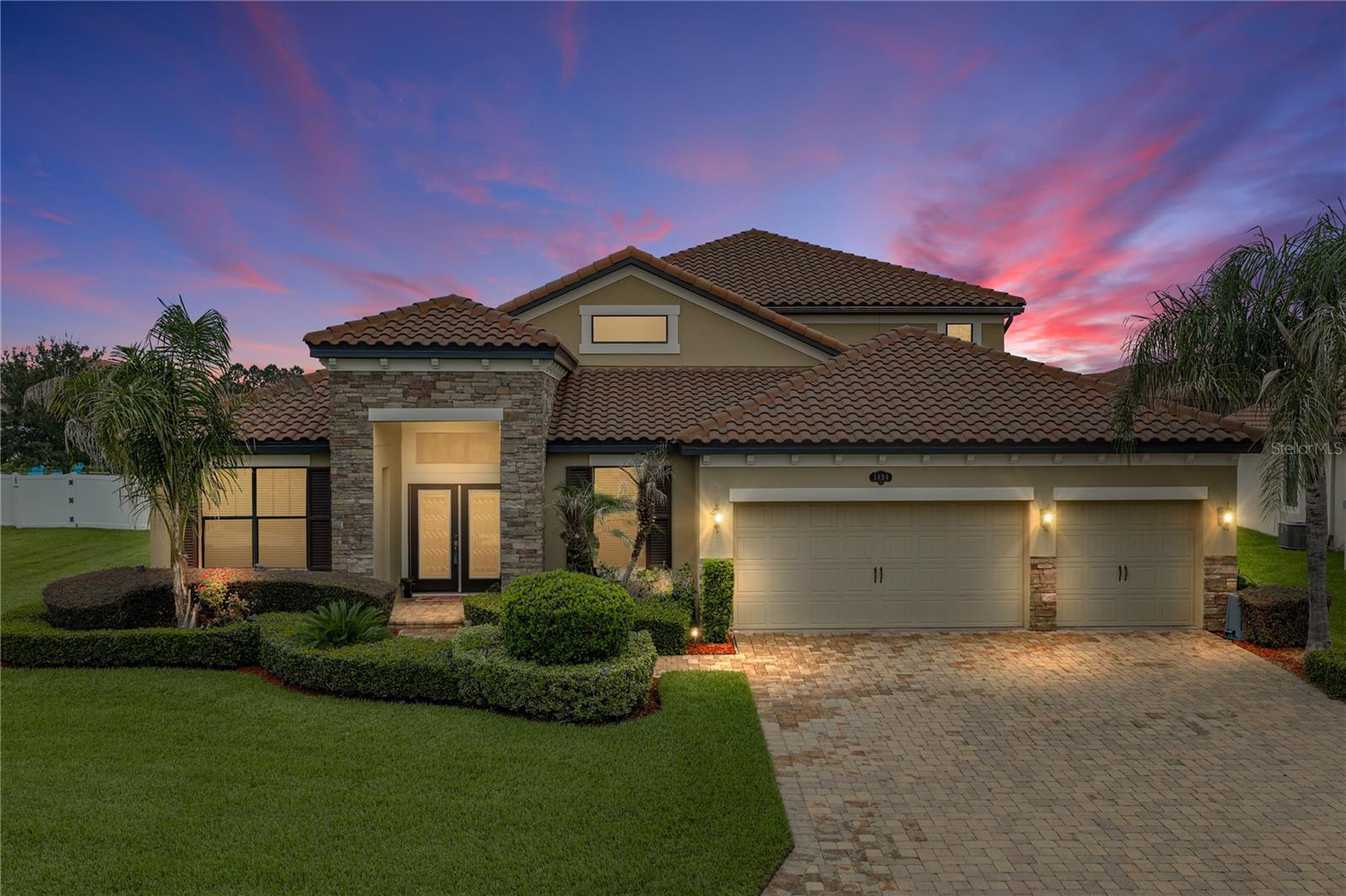 1894 VIA LAGO DR
