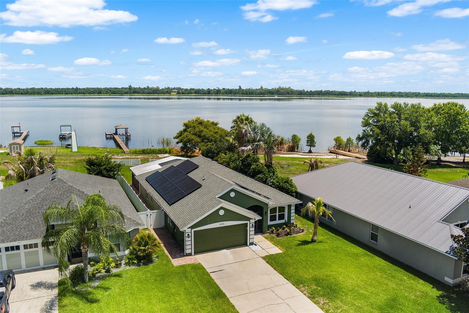 4123 ISLAND LAKES DR Property Photo 1