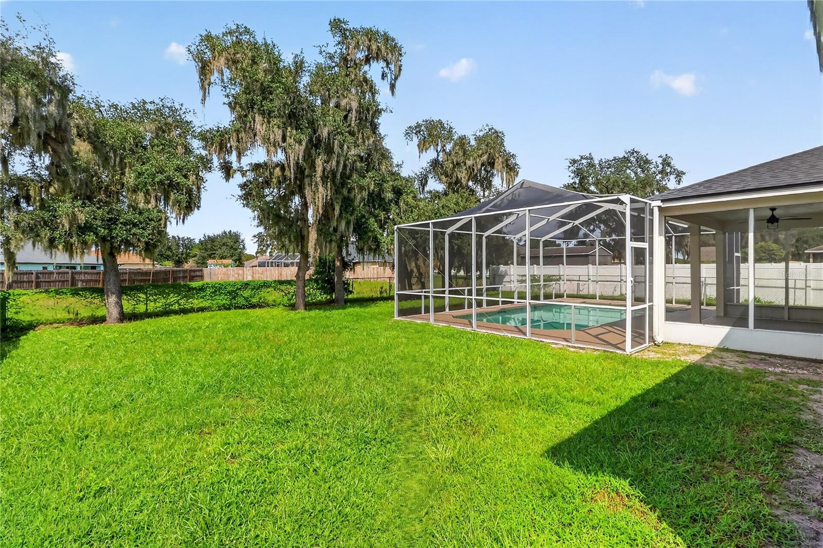 1540 Watson Oaks Ct Property Photo 23