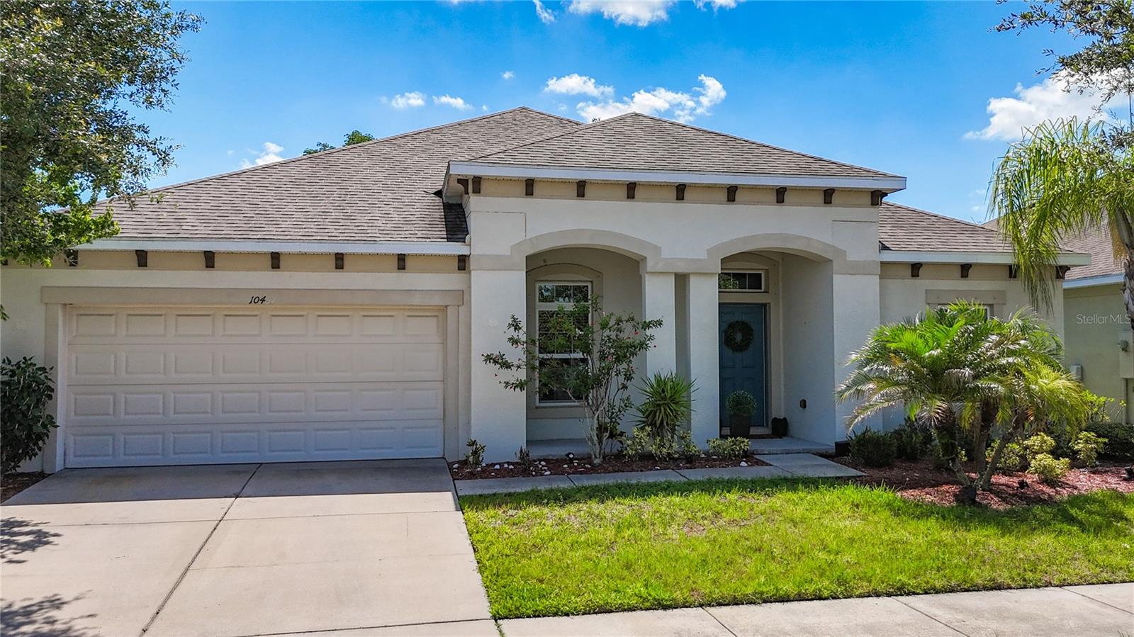 10457 Waterstone Dr Property Photo 1