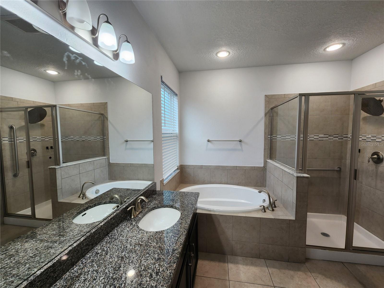10457 Waterstone Dr Property Photo 14