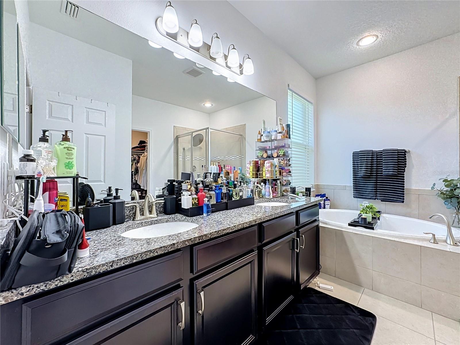 10457 Waterstone Dr Property Photo 39