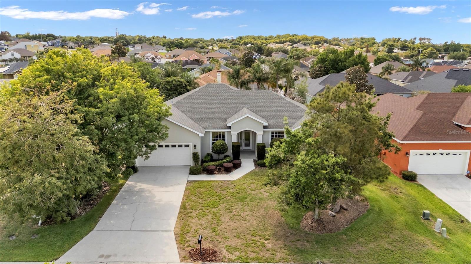 2985 VINTAGE VIEW CIR