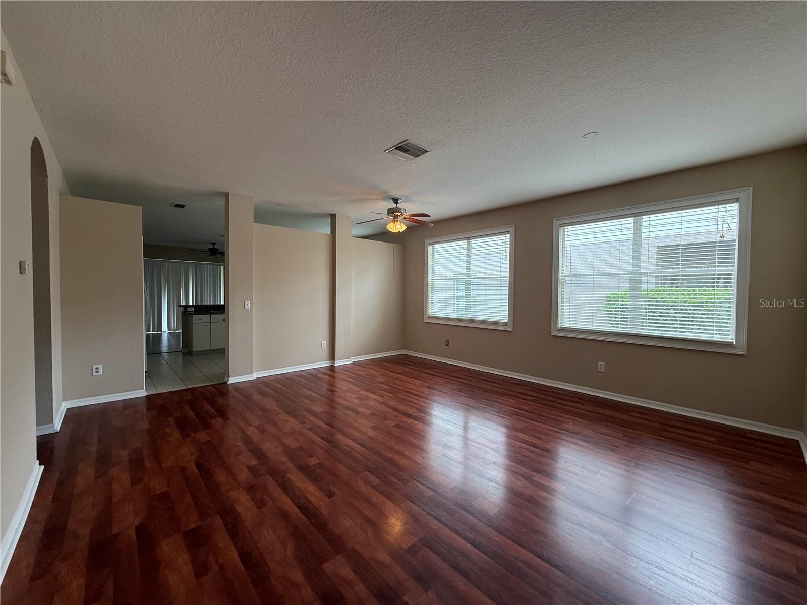 6520 Bridgecrest Dr Property Photo 6