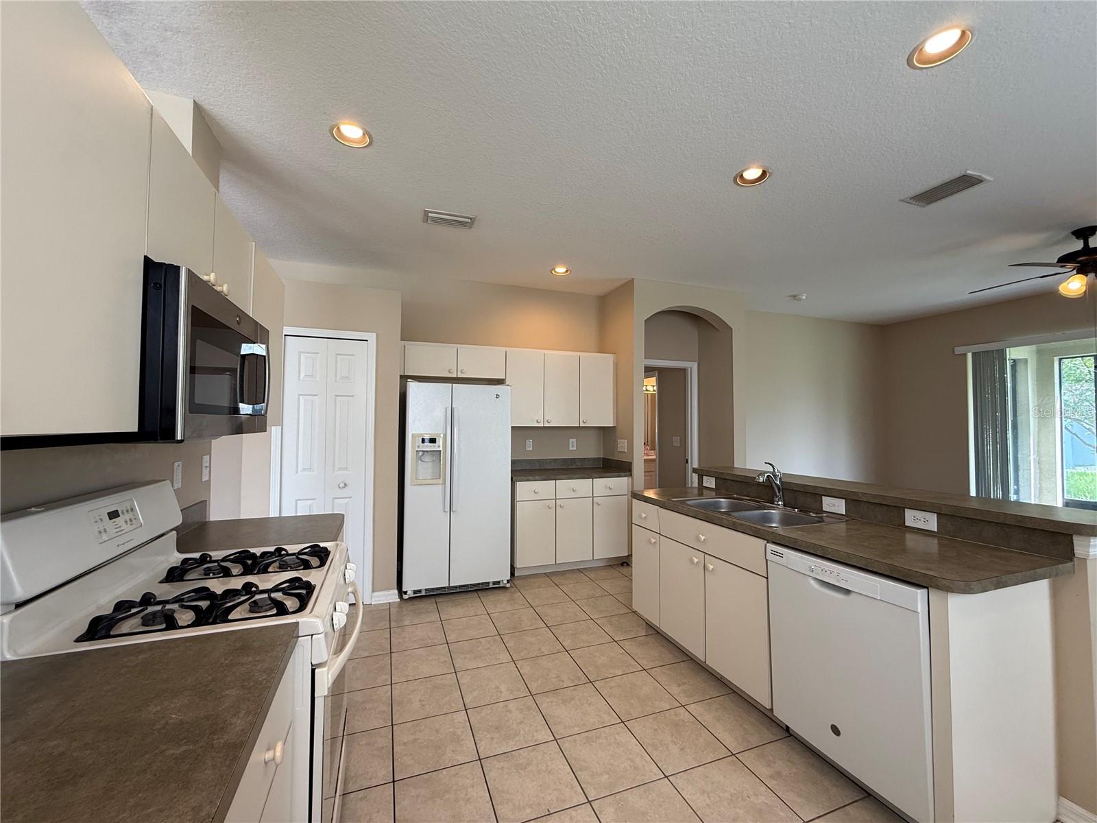 6520 Bridgecrest Dr Property Photo 11