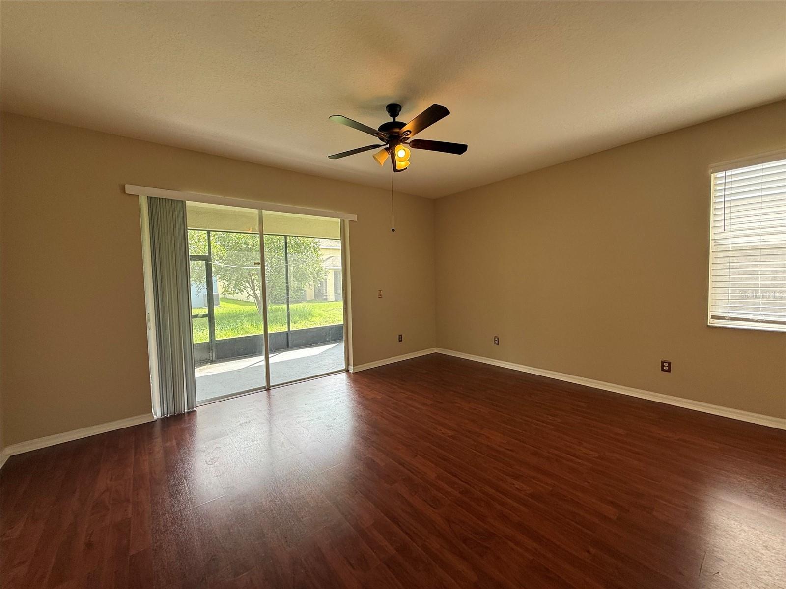 6520 Bridgecrest Dr Property Photo 15