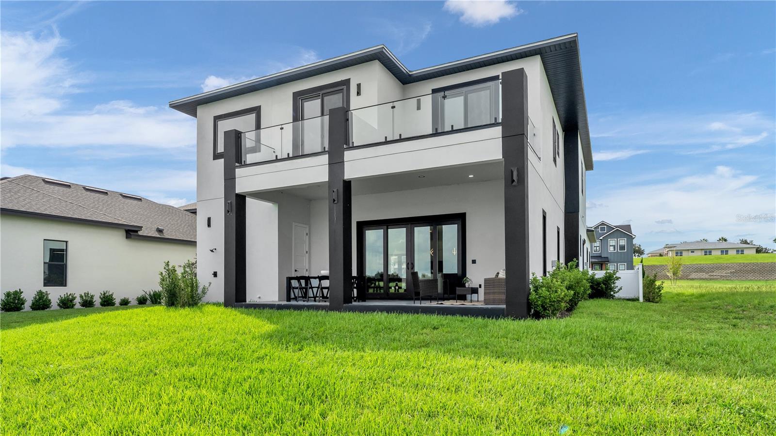156 Caladium Ave Property Photo 4