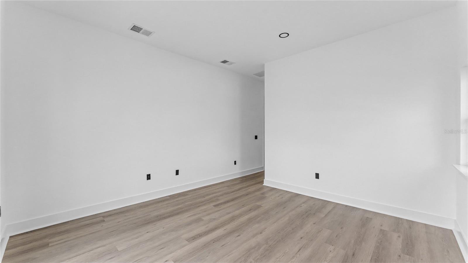 156 Caladium Ave Property Photo 39