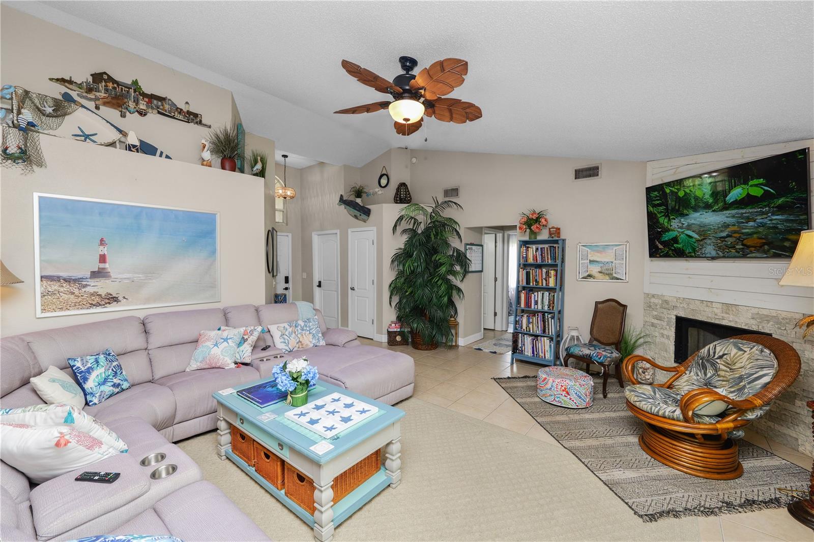 6201 Vintage Dr Property Photo 5