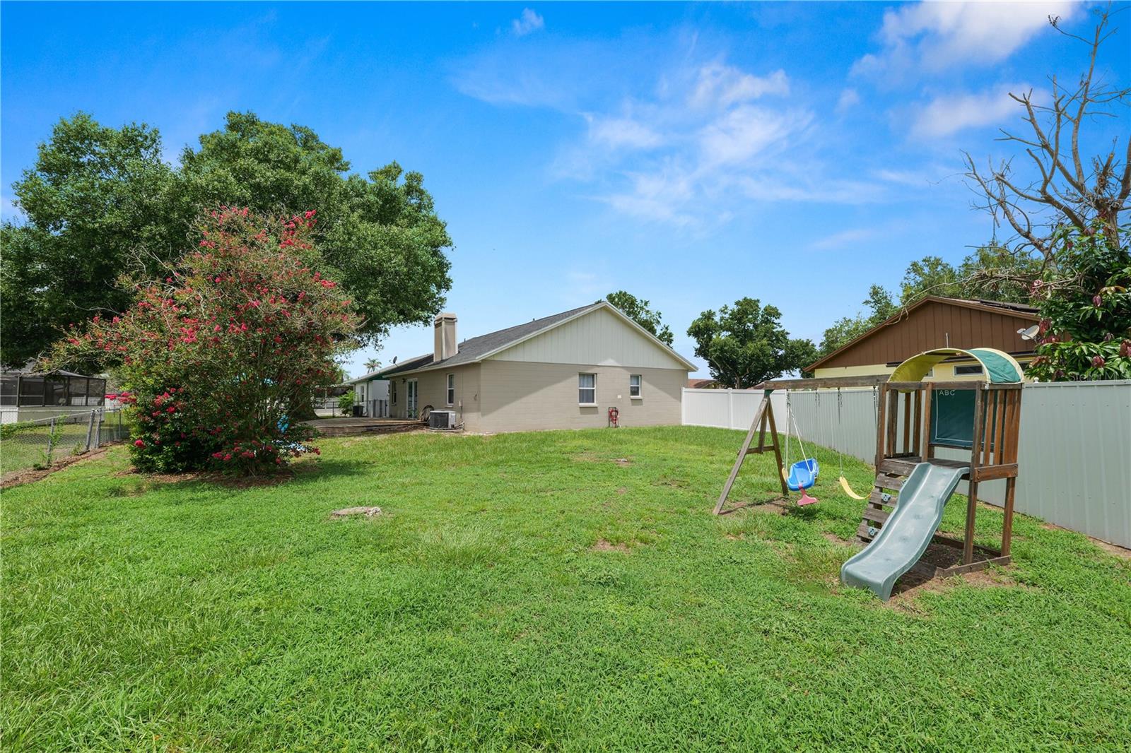 6201 Vintage Dr Property Photo 32