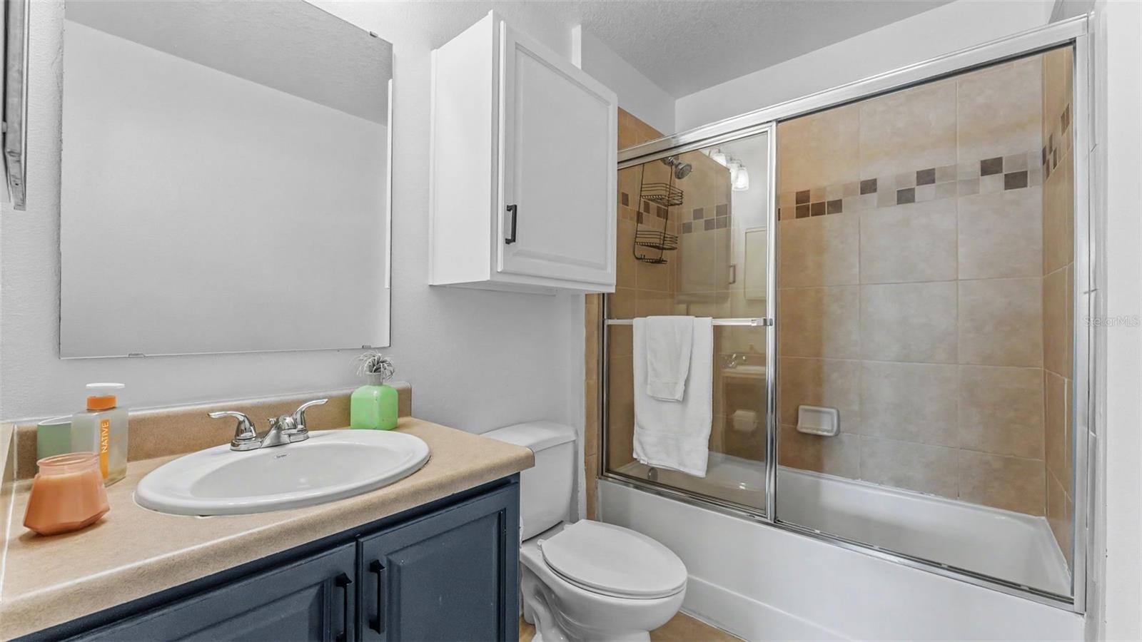 3806 Exeter Ln Property Photo 18