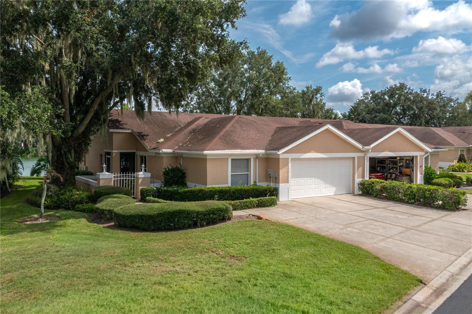 5667 WATER OAK LN