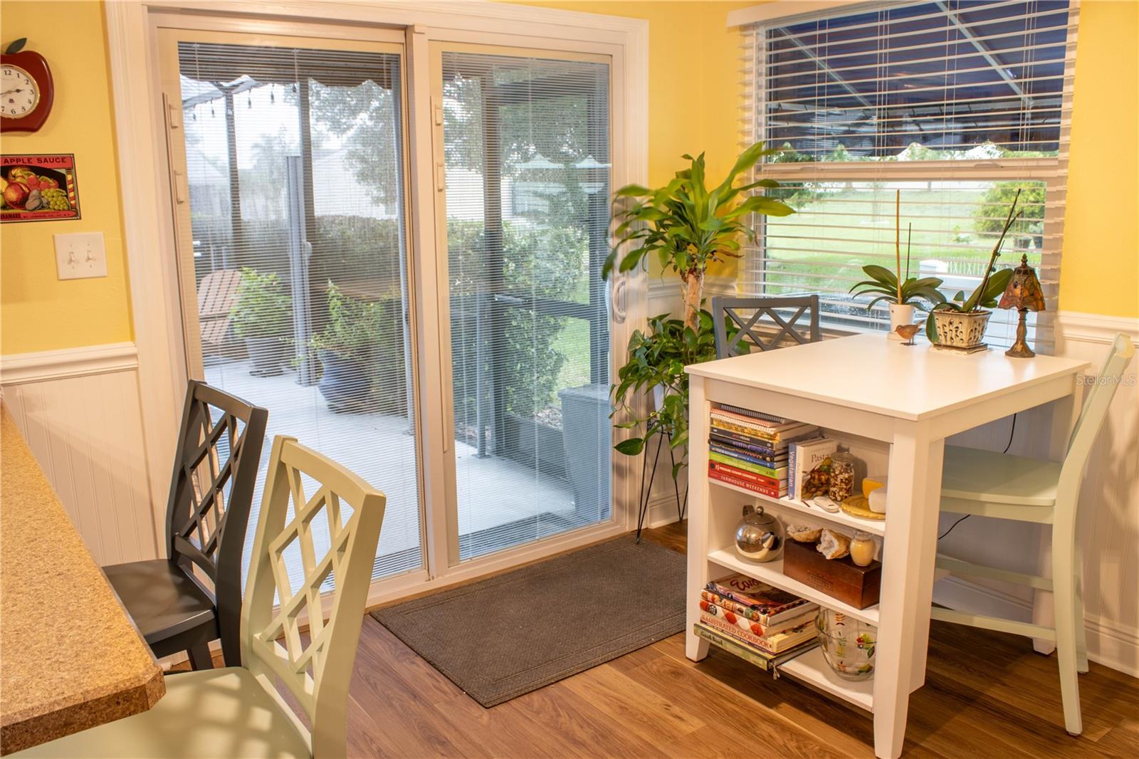 1018 Parakeet Trl Property Photo 26