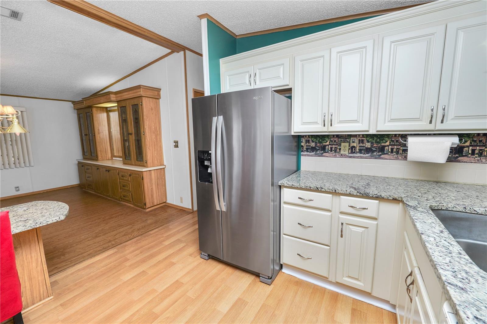 1706 Fox Hill Dr Property Photo 13