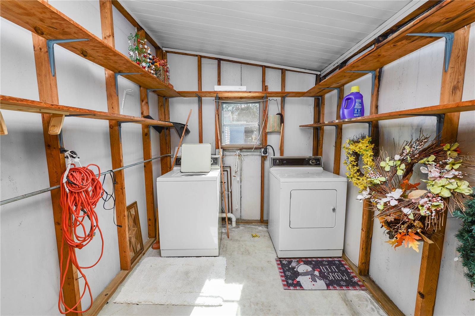 1706 Fox Hill Dr Property Photo 29