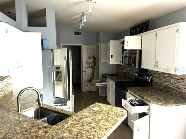 26 Saint Kitts Cir Property Photo 2