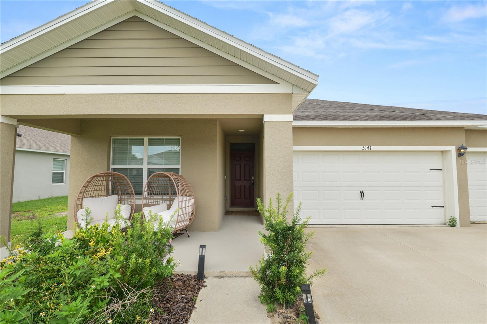 3141 Caspian Feather St Property Photo 4