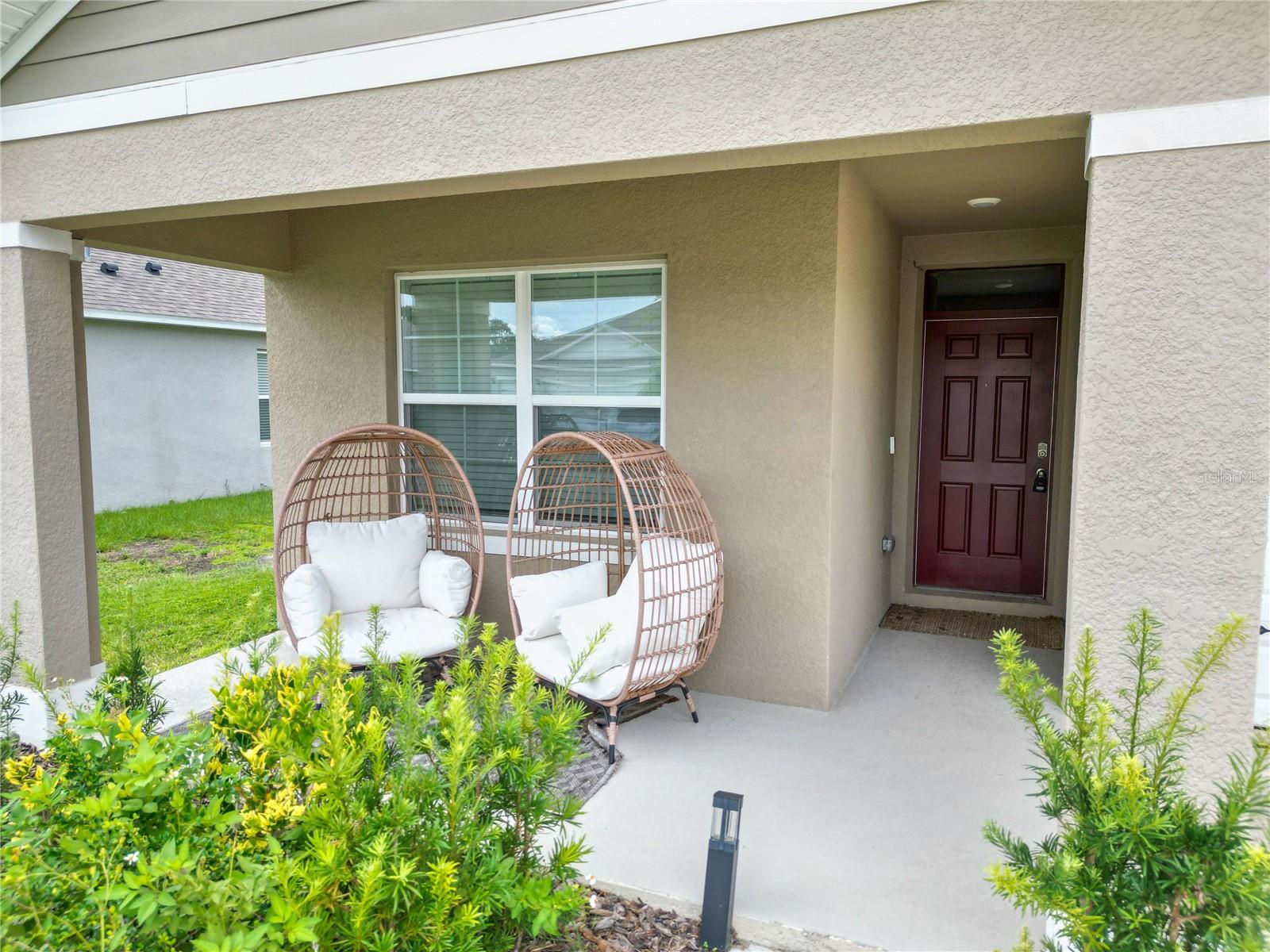 3141 Caspian Feather St Property Photo 5