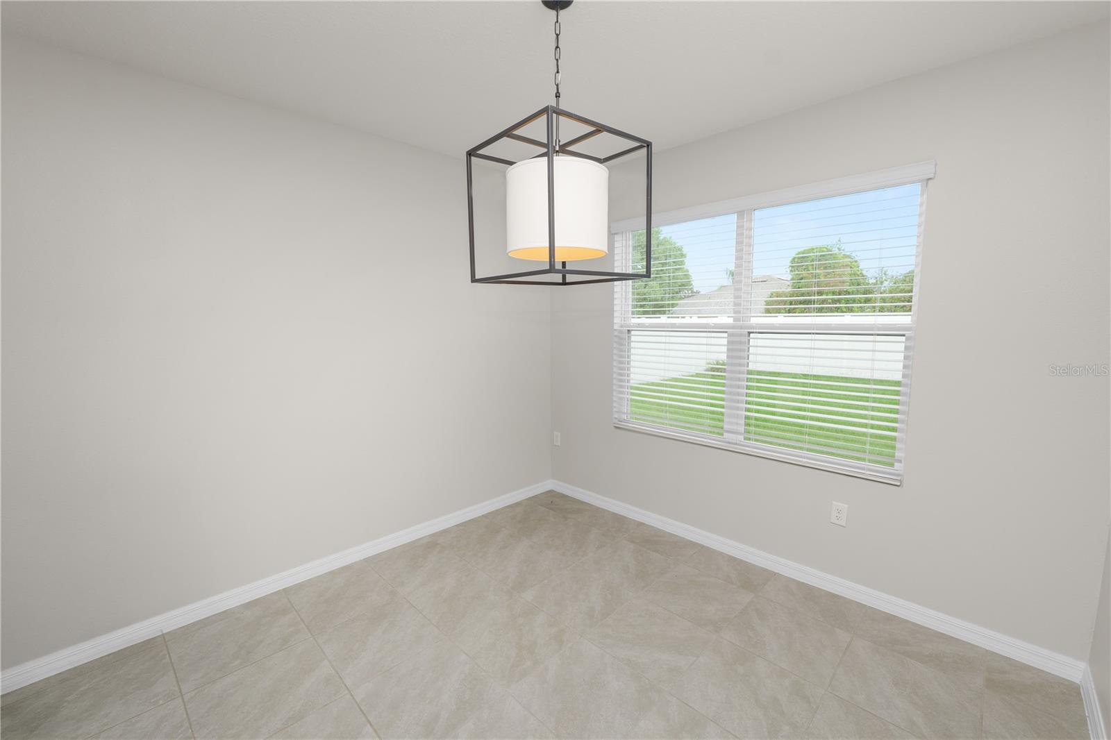 3141 Caspian Feather St Property Photo 21