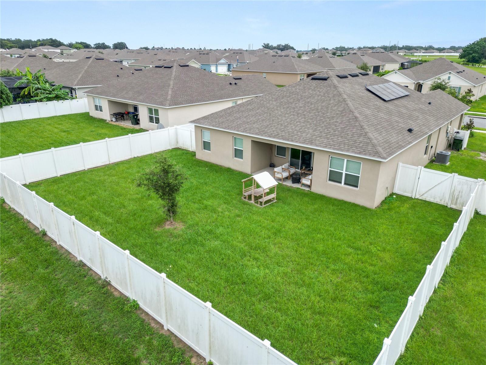 3141 Caspian Feather St Property Photo 37