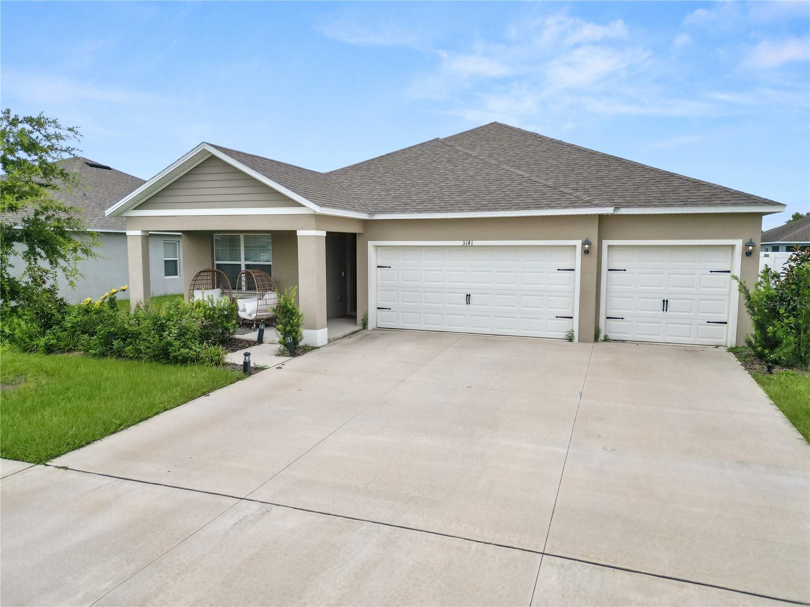 3141 Caspian Feather St Property Photo 44