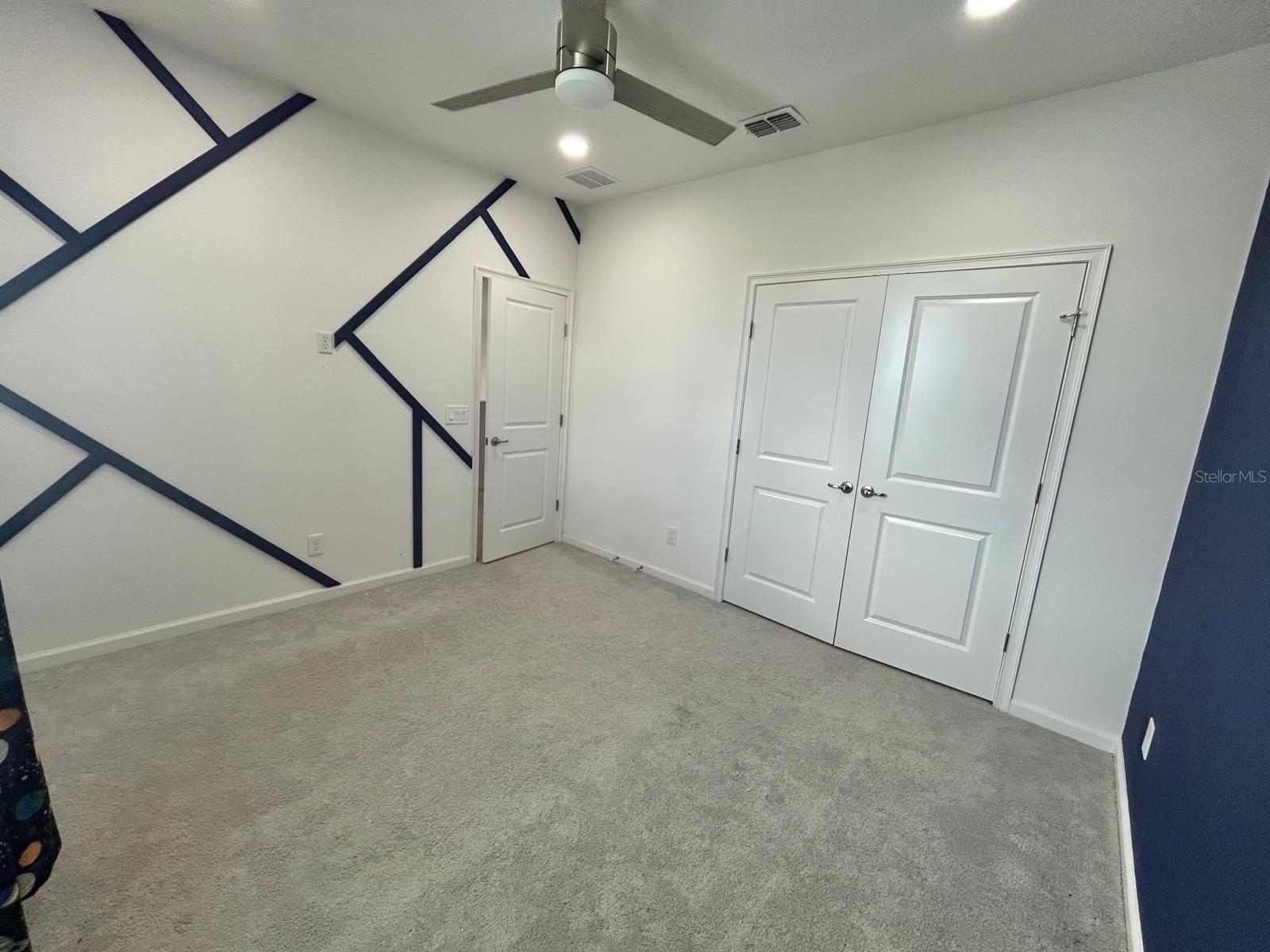 1229 Hendon Loop Property Photo 18