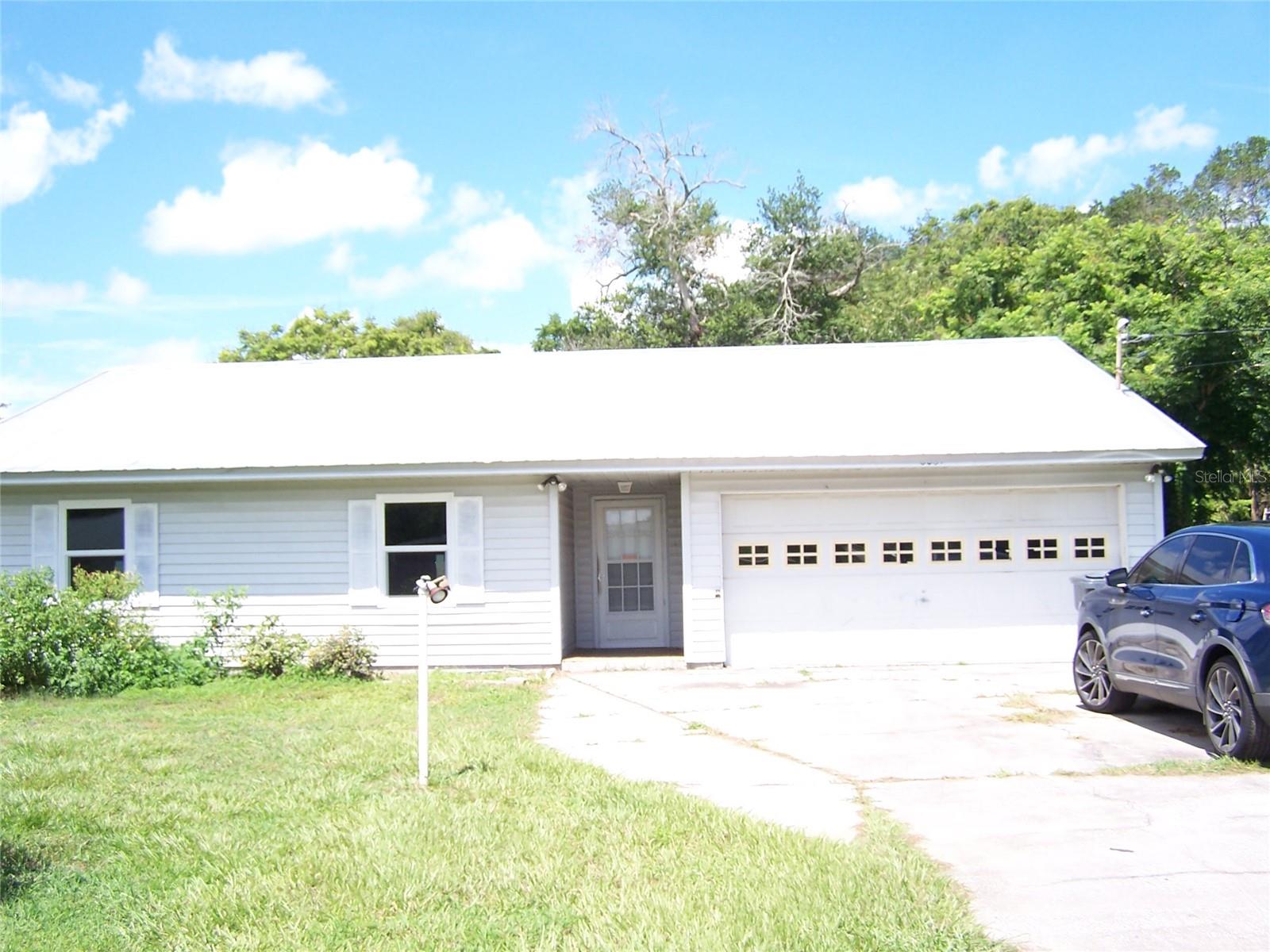 6061 Strickland Ave Property Photo 1