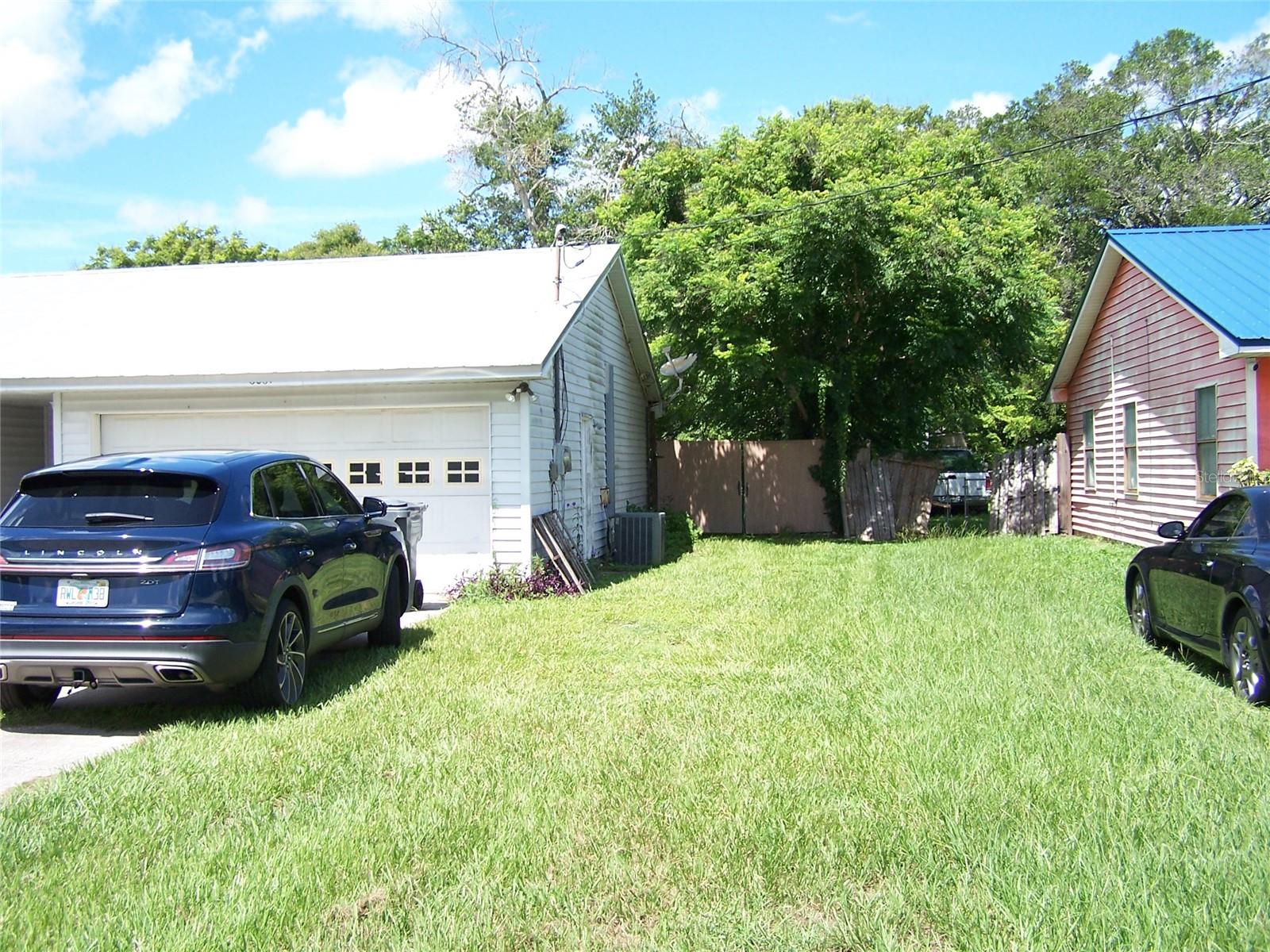 6061 Strickland Ave Property Photo 2