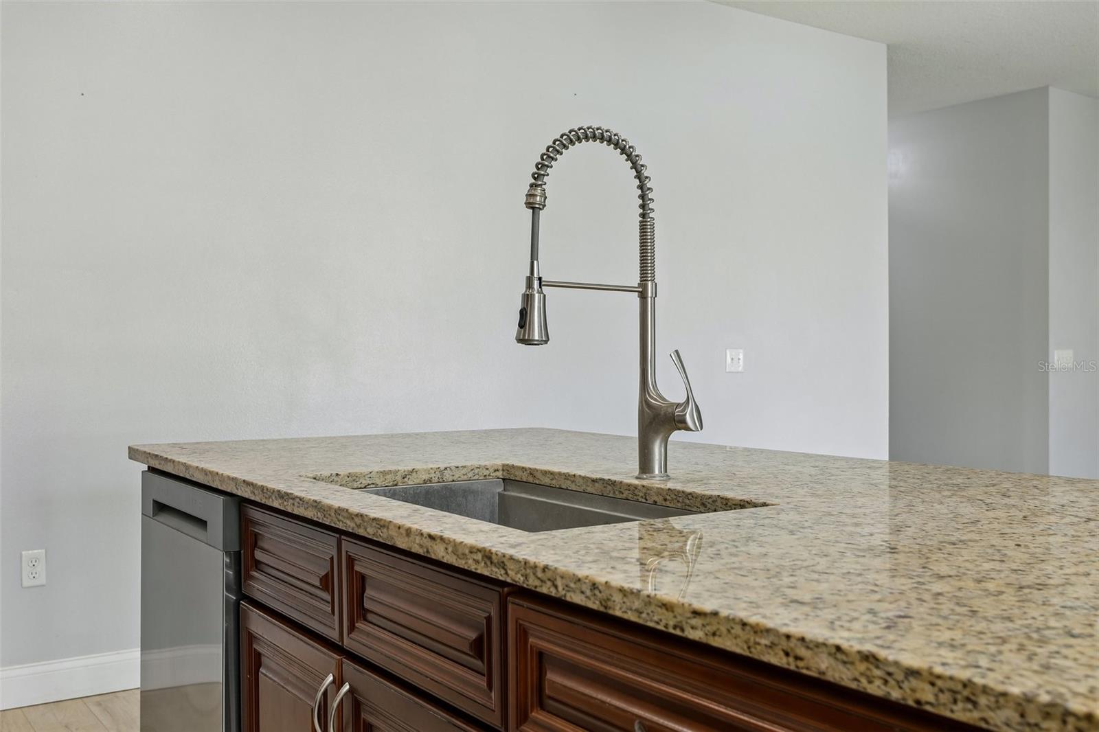4362 Sun Center Rd Property Photo 18