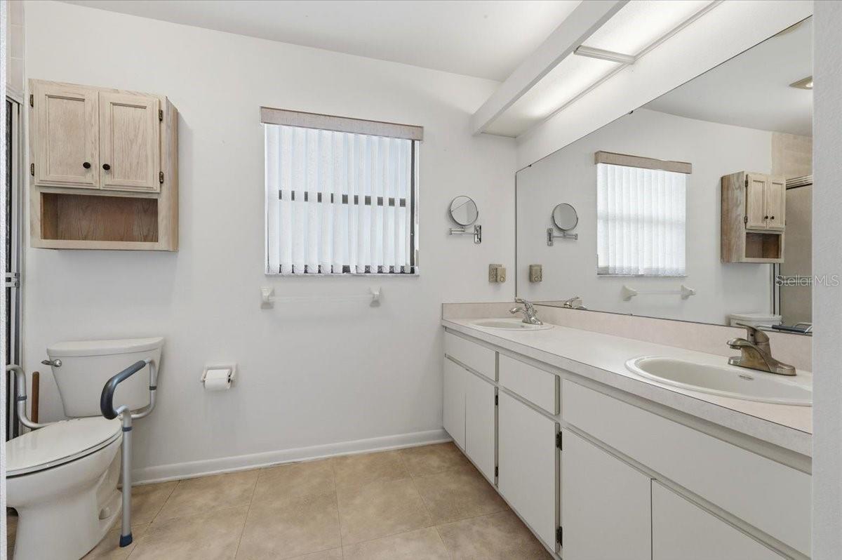 3741 Innisbrook Dr Property Photo 16
