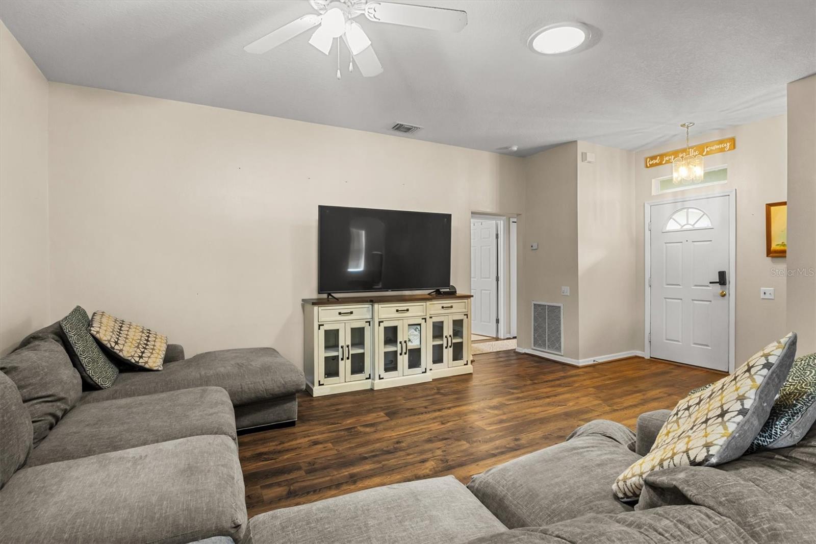 3833 Whistlewood Cir Property Photo 5