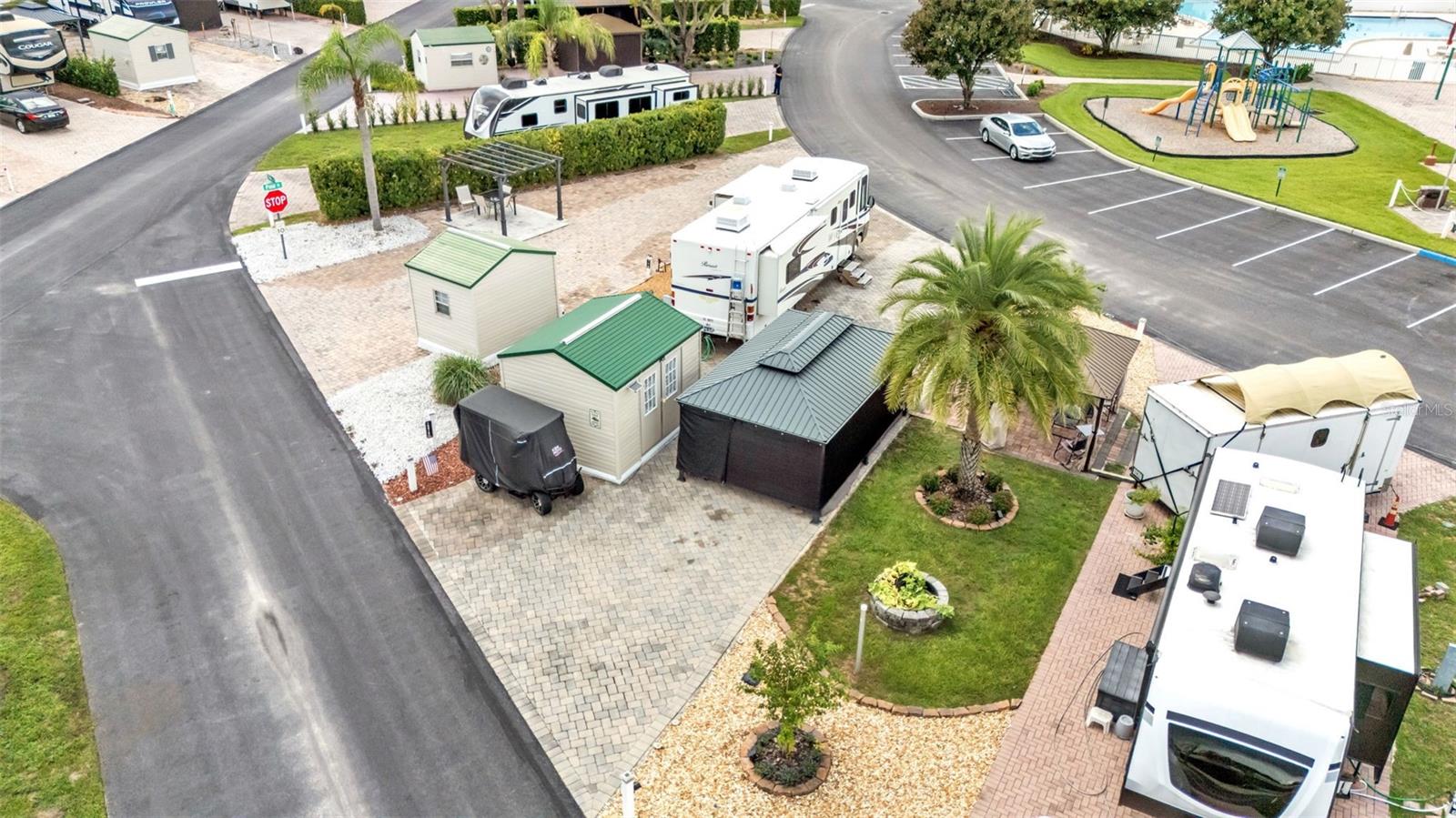 16414 Bay St Property Photo 4