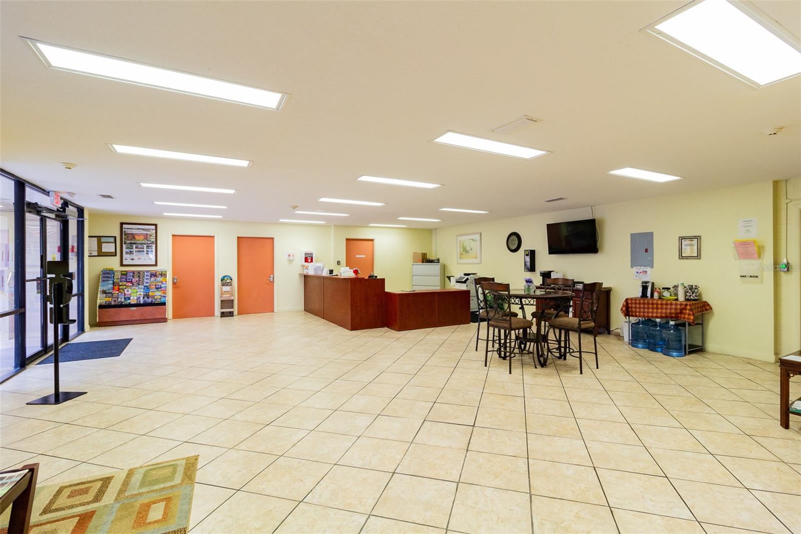 16414 Bay St Property Photo 16