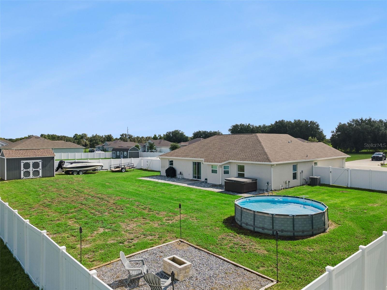 925 Lochland Loop Property Photo 34