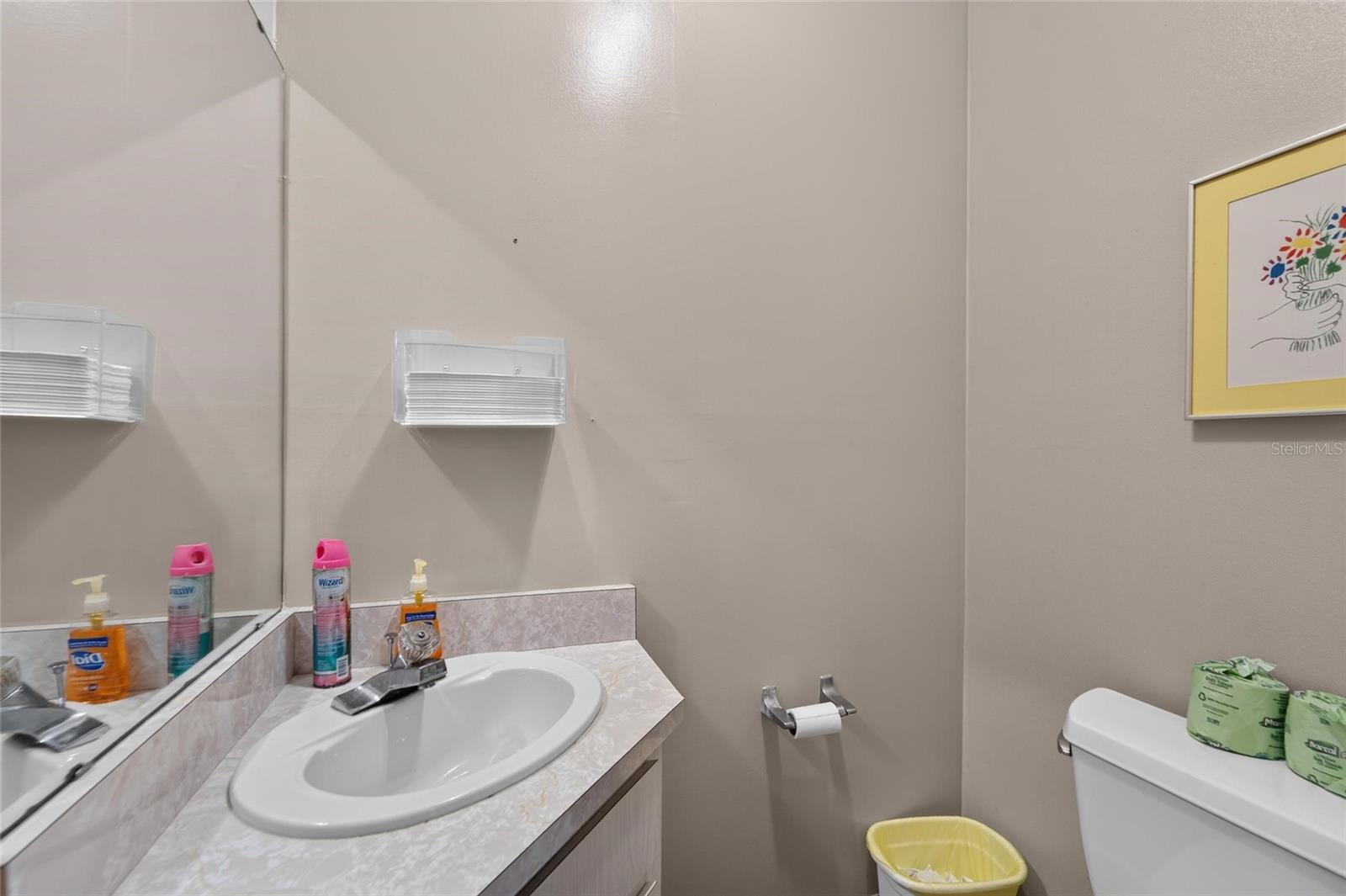 1205 W Baker St Property Photo 15