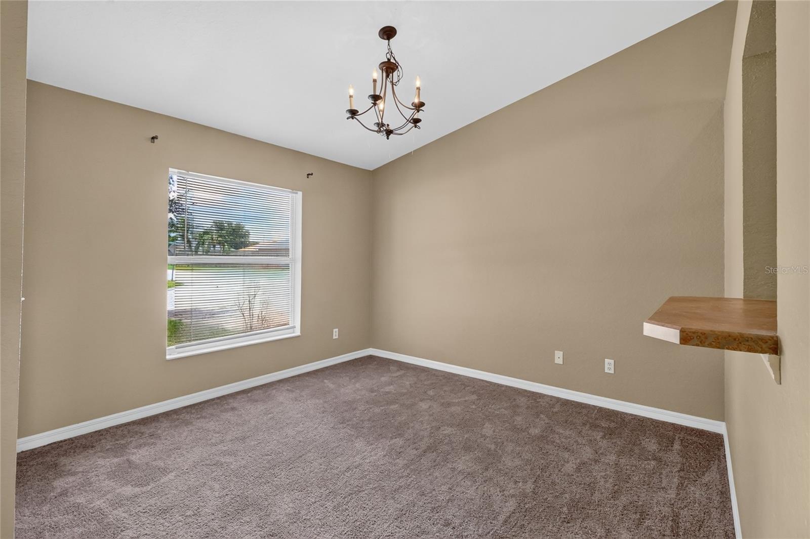 106 Majestic Gardens Ct Property Photo 5