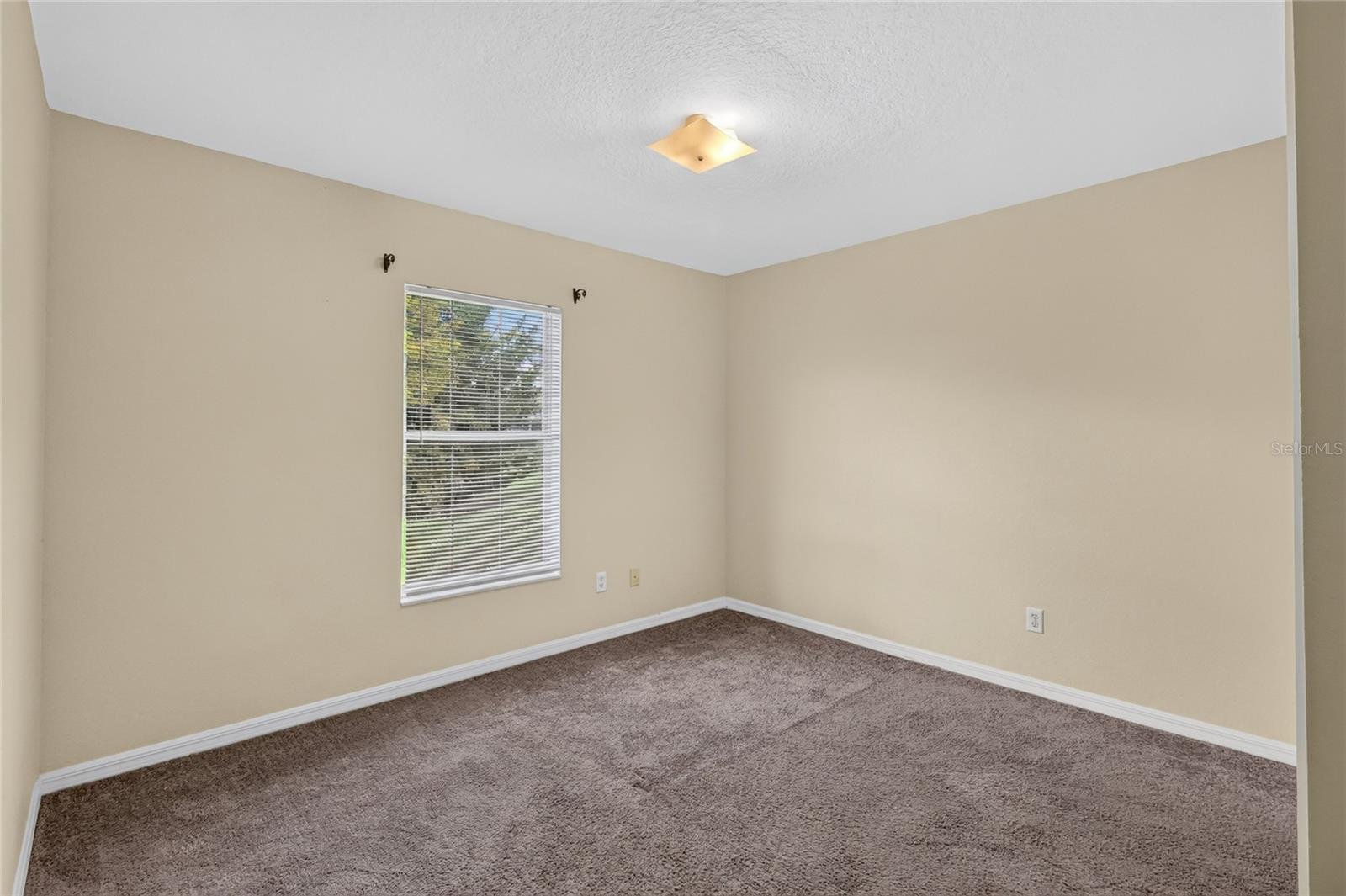 106 Majestic Gardens Ct Property Photo 6