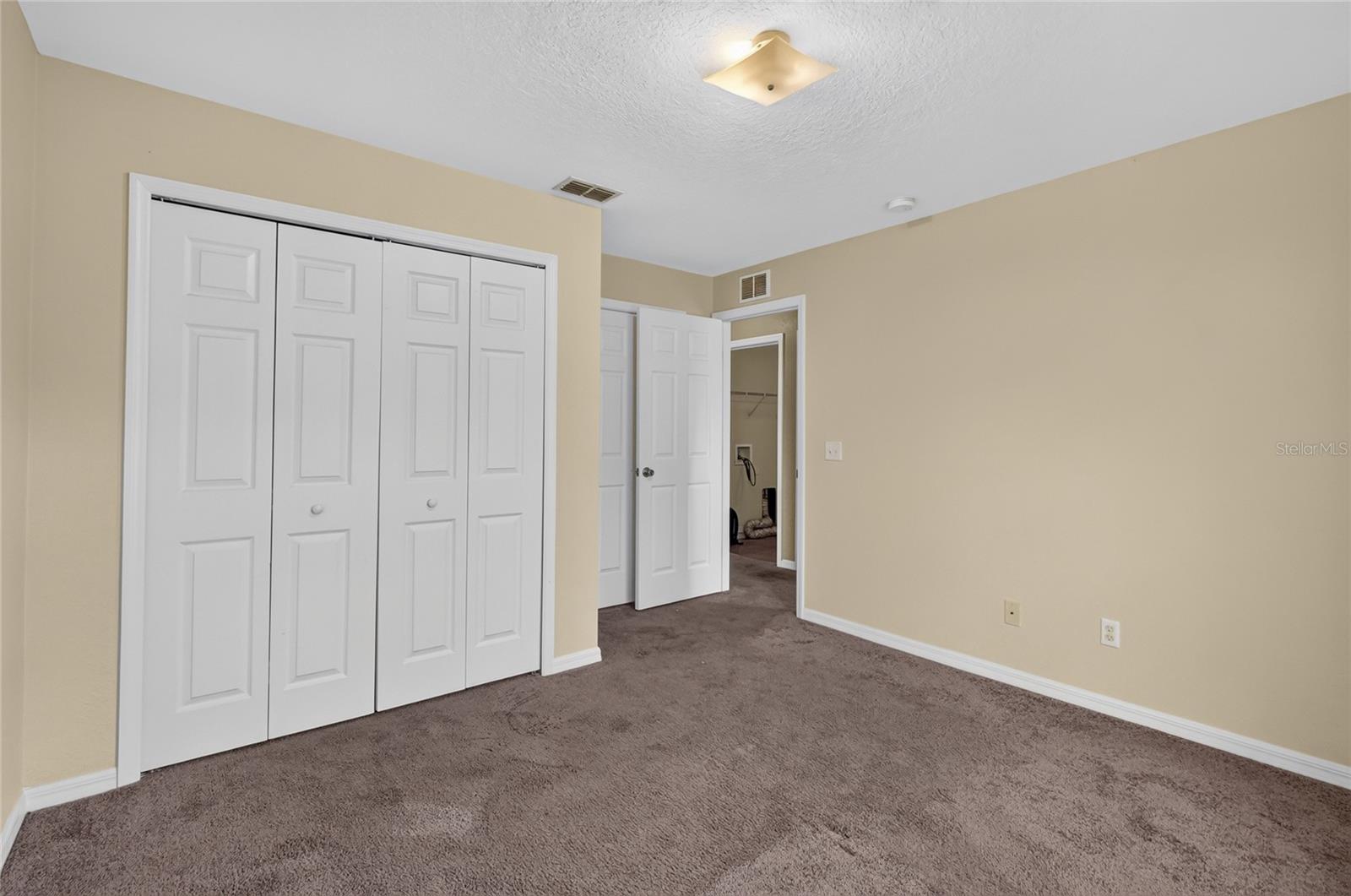 106 Majestic Gardens Ct Property Photo 7