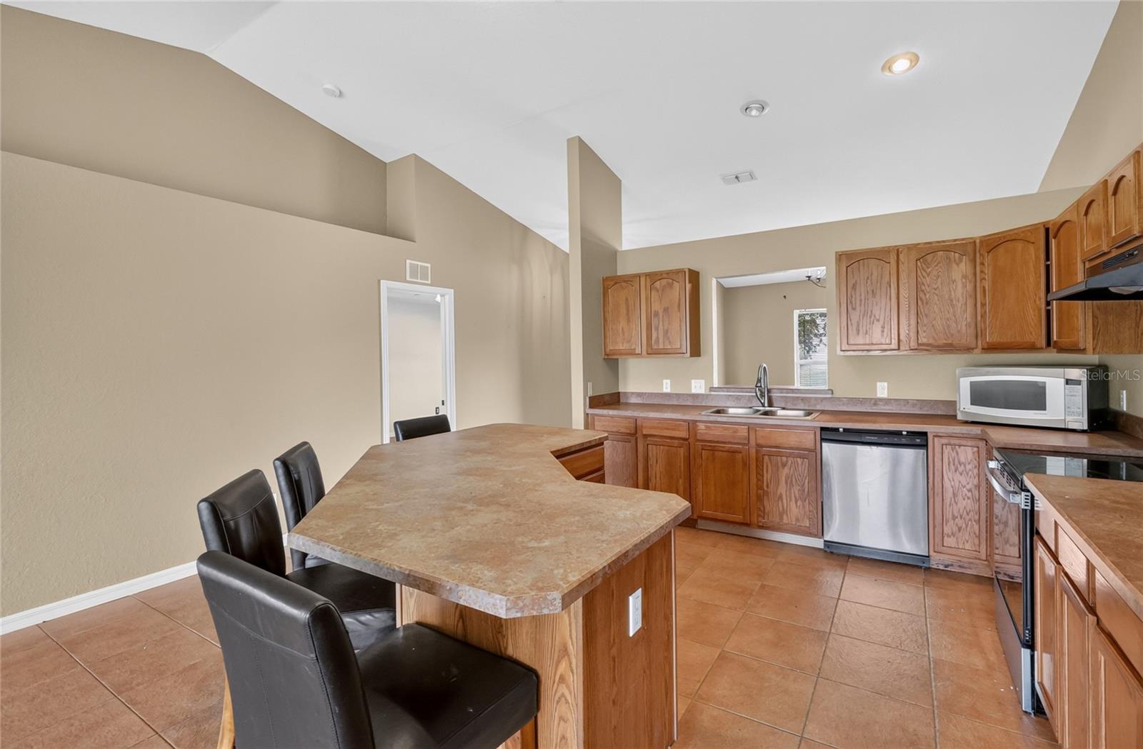 106 Majestic Gardens Ct Property Photo 20