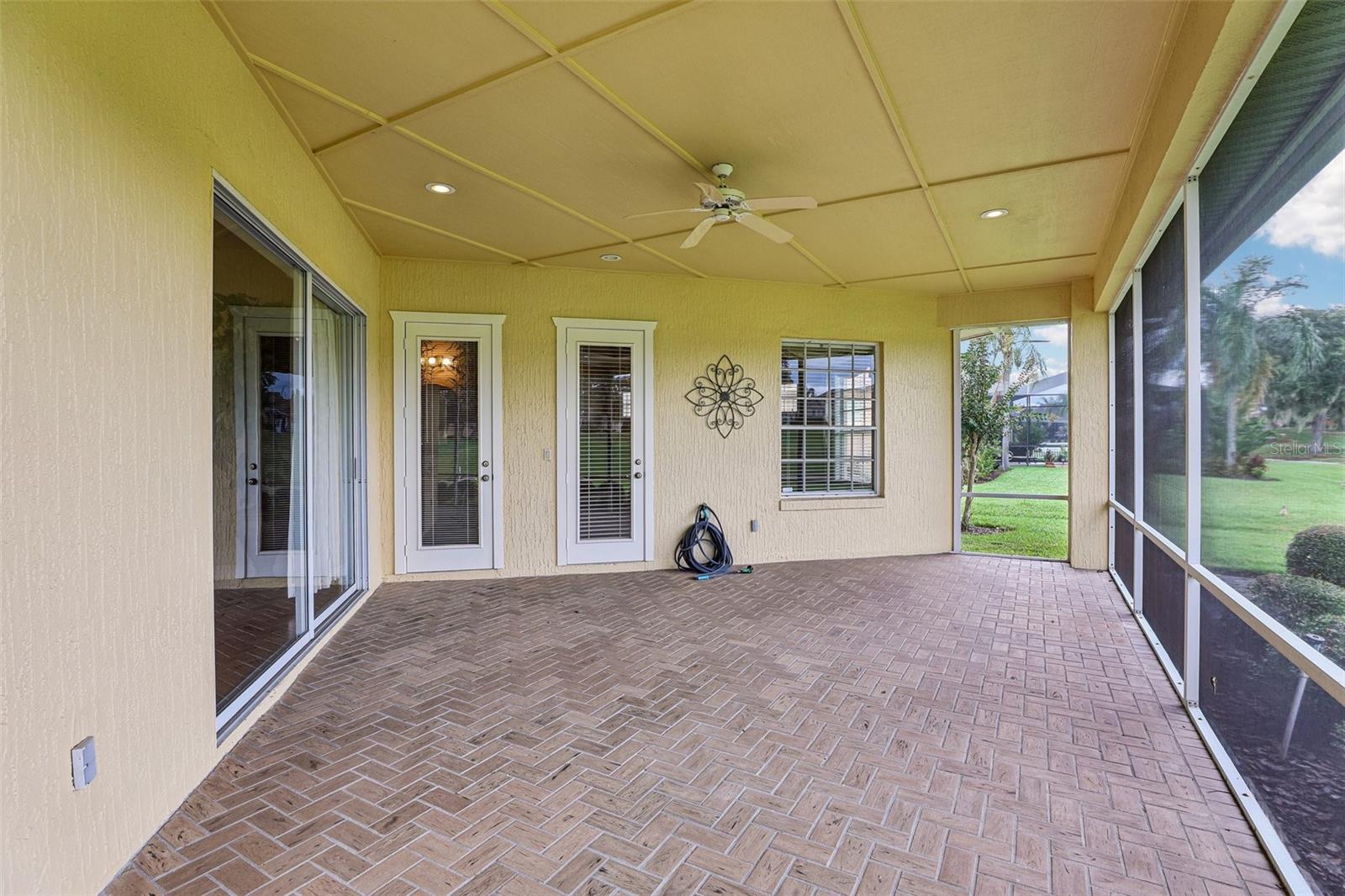 7360 Reflections Lake Dr Property Photo 59