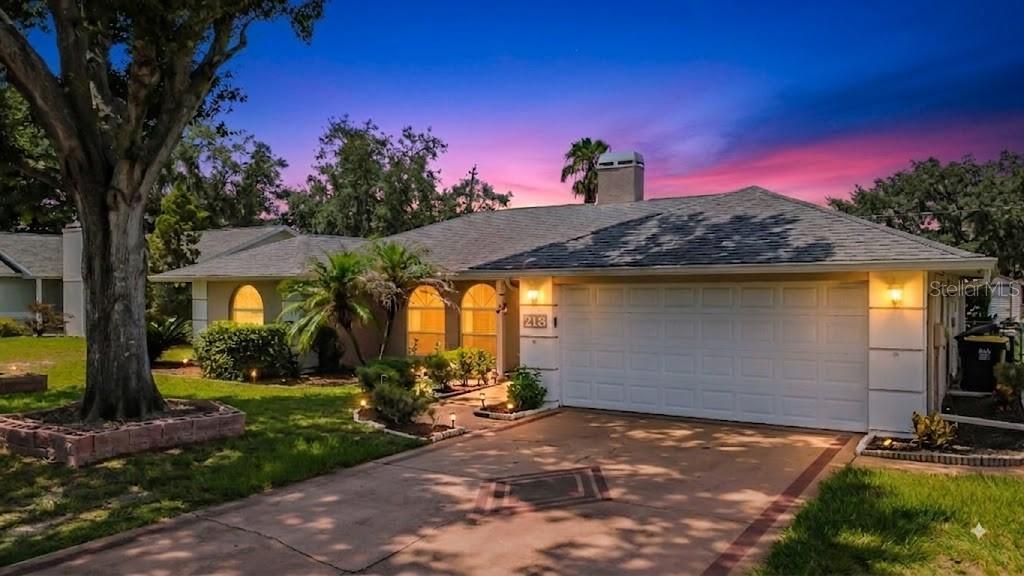 218 Glenridge Loop N Property Photo 2