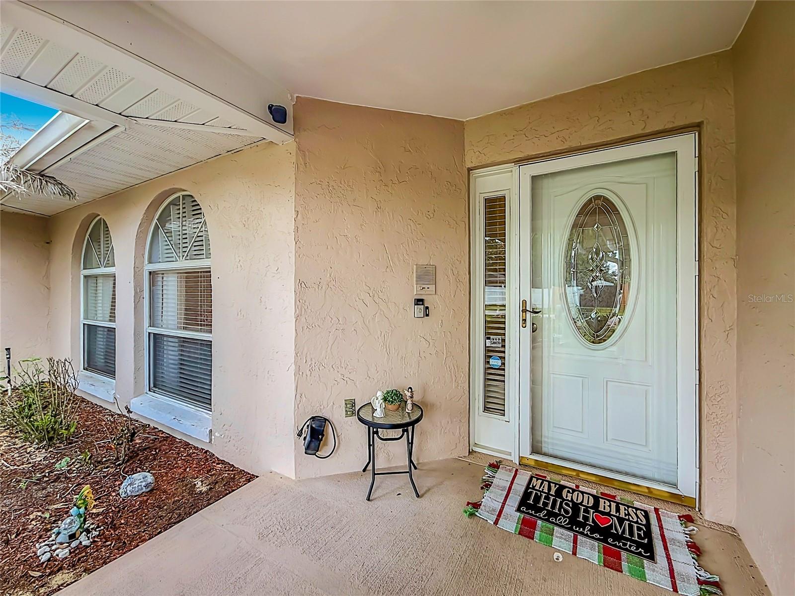 218 Glenridge Loop N Property Photo 5