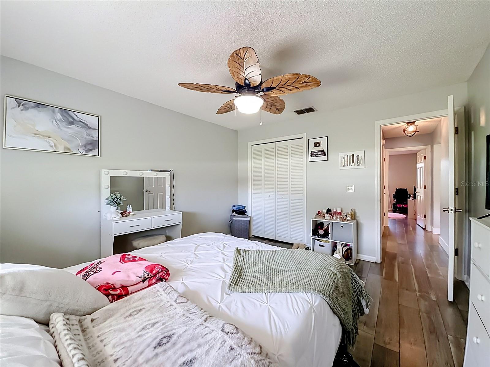 218 Glenridge Loop N Property Photo 24
