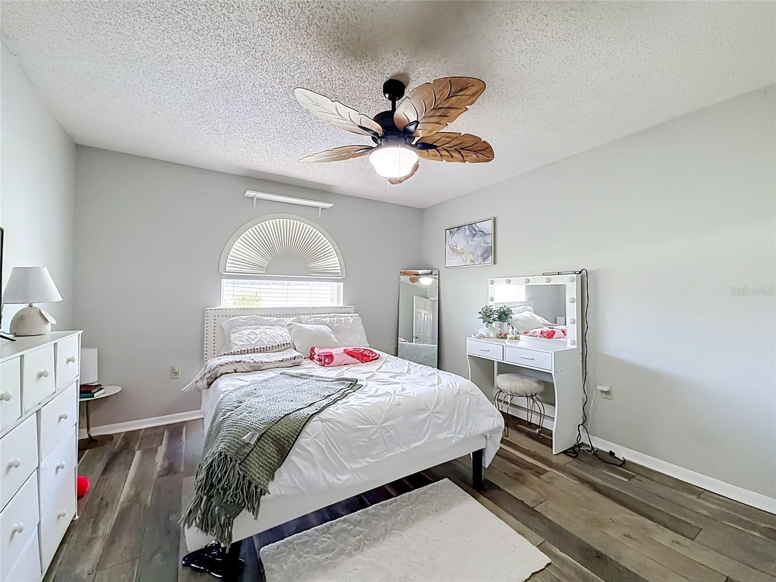 218 Glenridge Loop N Property Photo 26