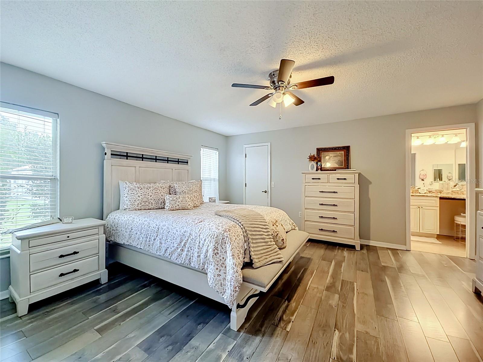 218 Glenridge Loop N Property Photo 33