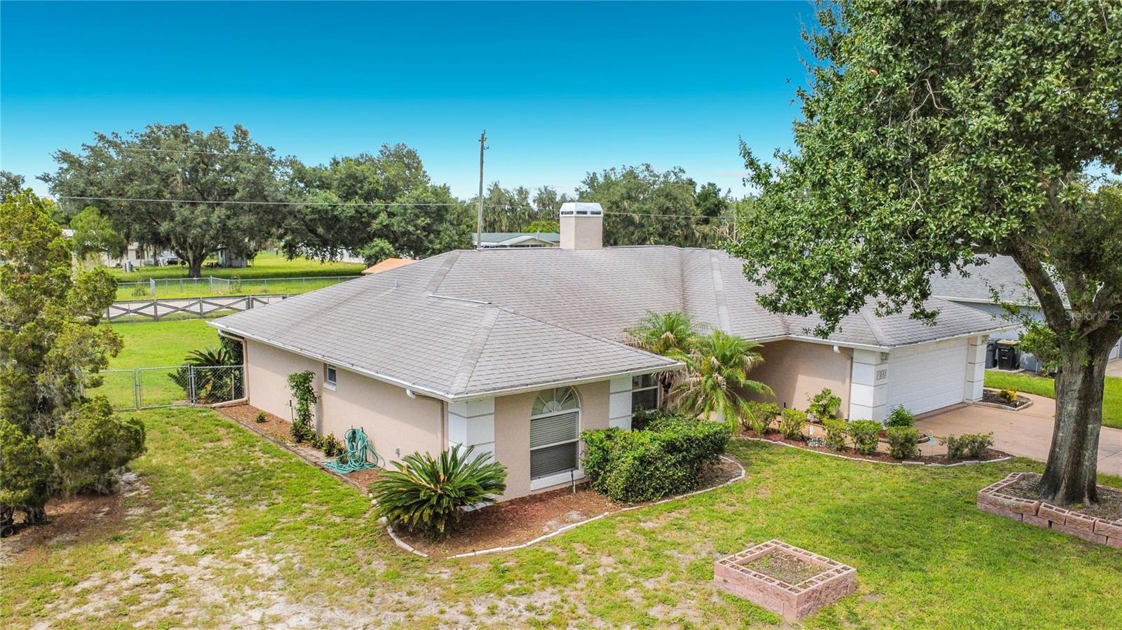 218 Glenridge Loop N Property Photo 42