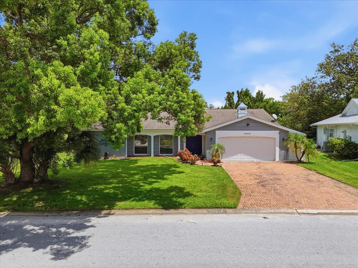 13010 Pebble Beach Cir Property Photo 3