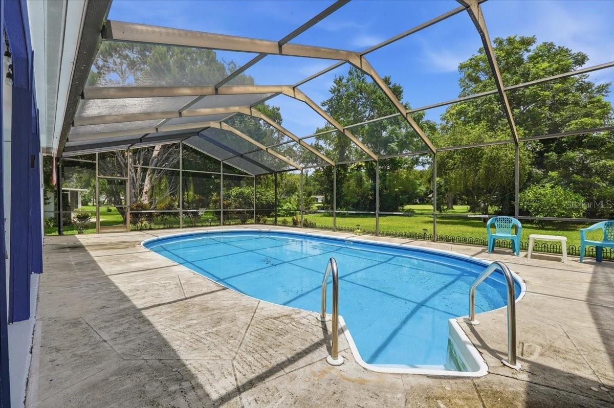 13010 Pebble Beach Cir Property Photo 9